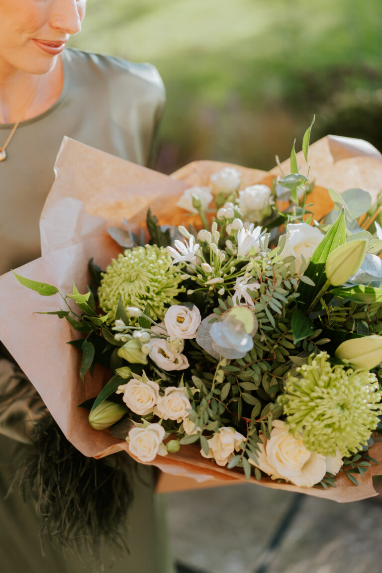 Top Tips For Keeping Your Bouquet In Bloom For Longer